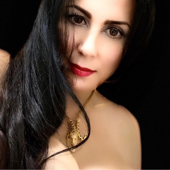 Panther Necklace solid 18 k gold, natural diamonds, sapphire (not heated). - Picture 2 of 3